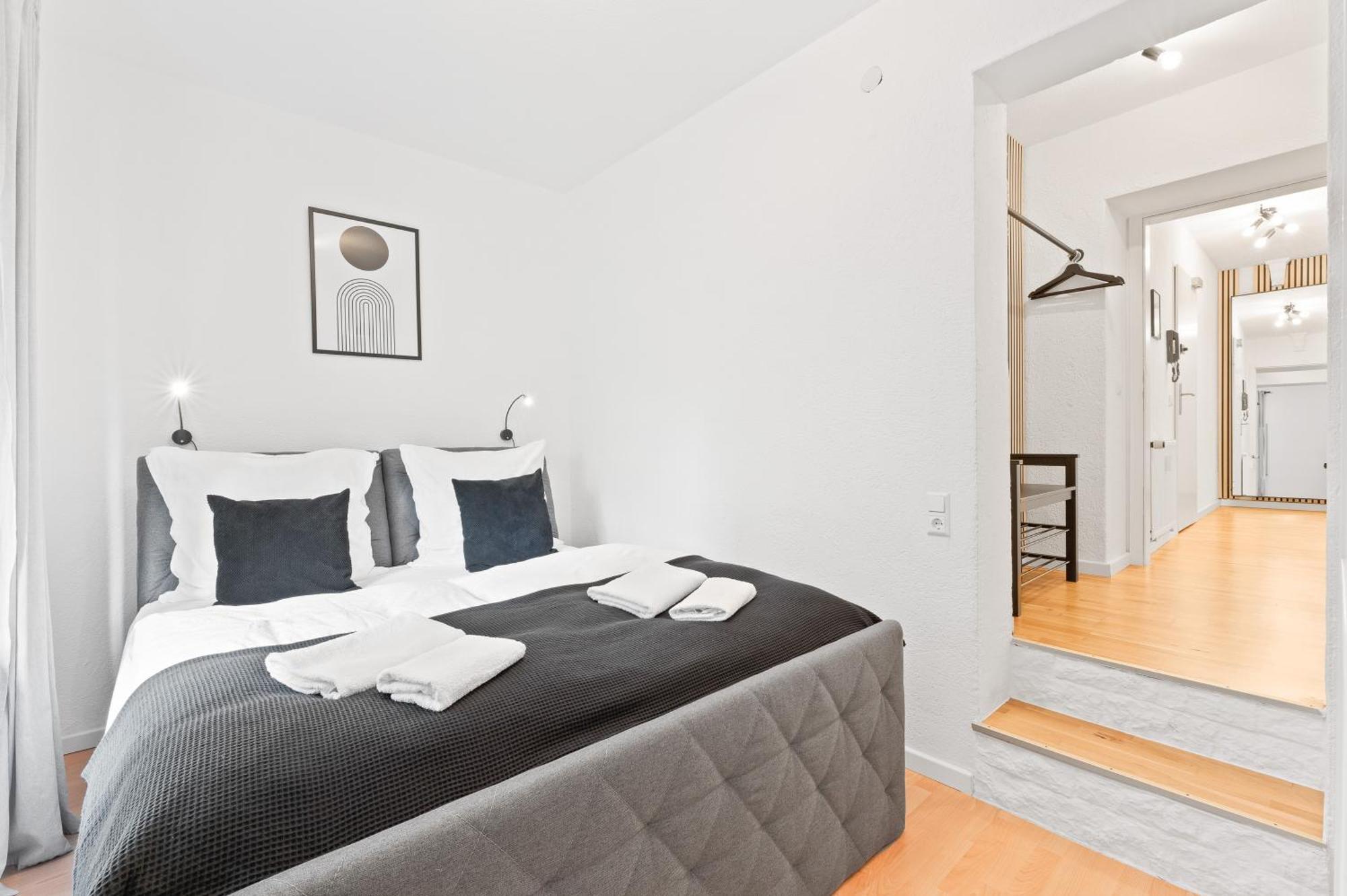 Kingsize Bett, Terrasse, Netflix, Zwei Zimmer Пфорцхайм Екстериор снимка